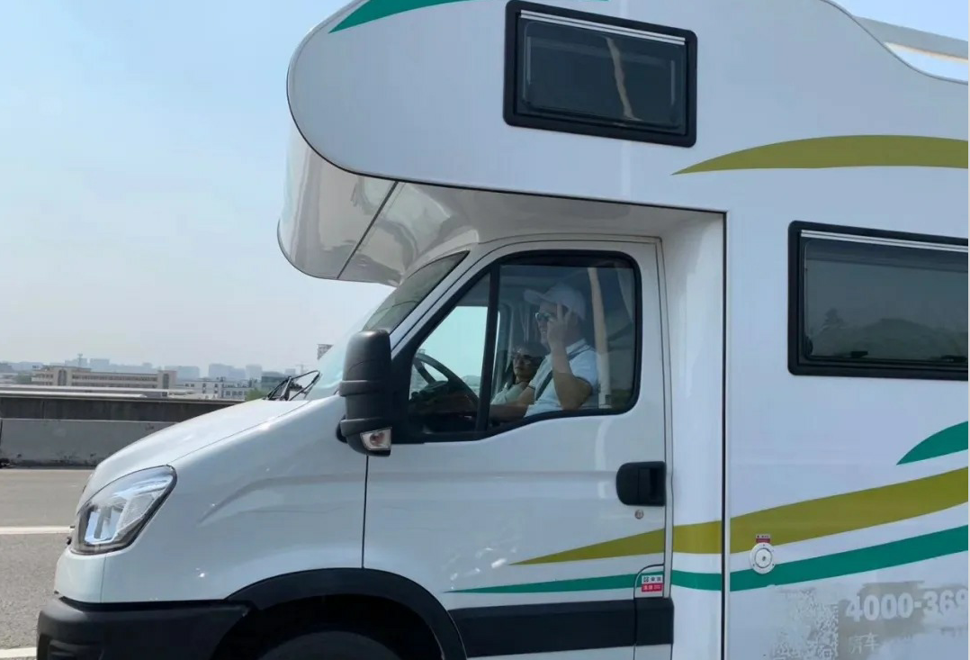 2020'de VTC Team RV sürücüsüz tur!
